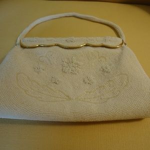 Vintage white beaded evening bag w/self close 6x8